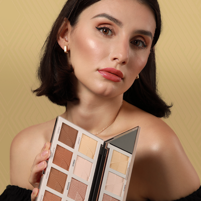 Backstage Essential: Highlighter &amp; Contour Palette